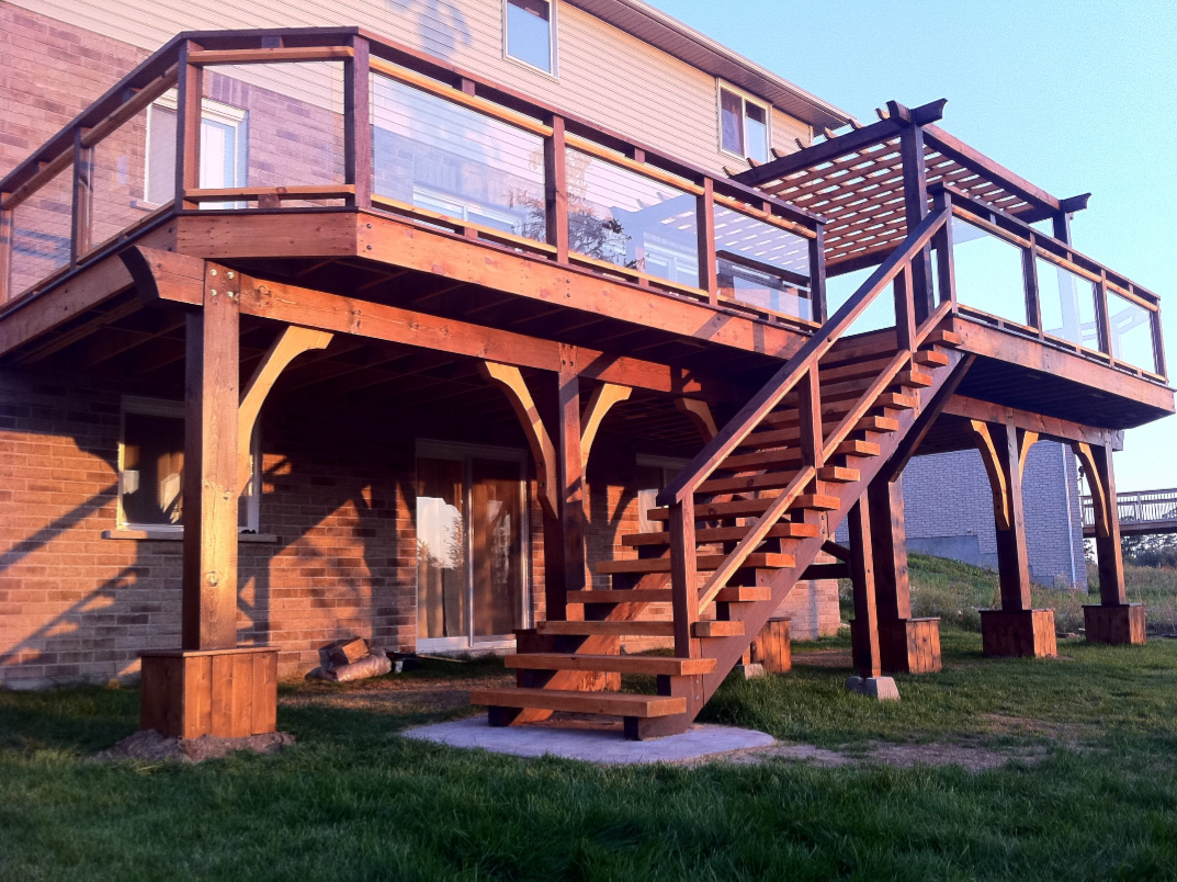 High-end custom deck construction