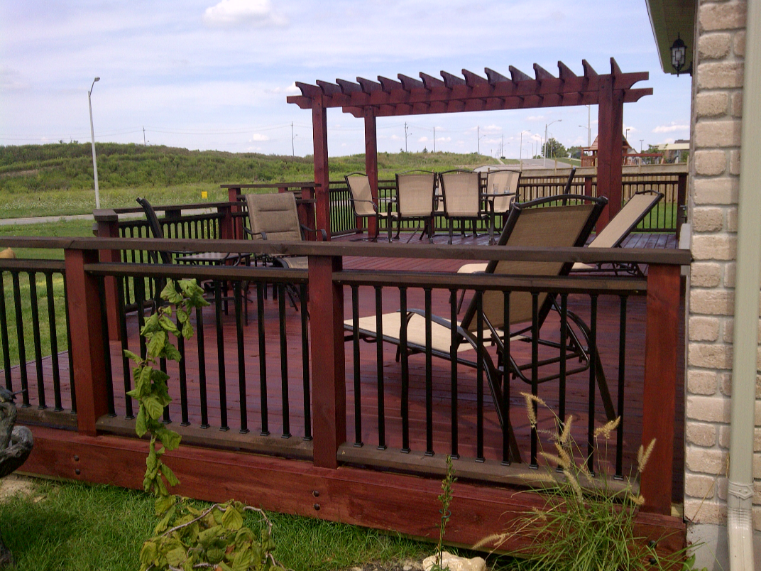 High-end custom deck construction